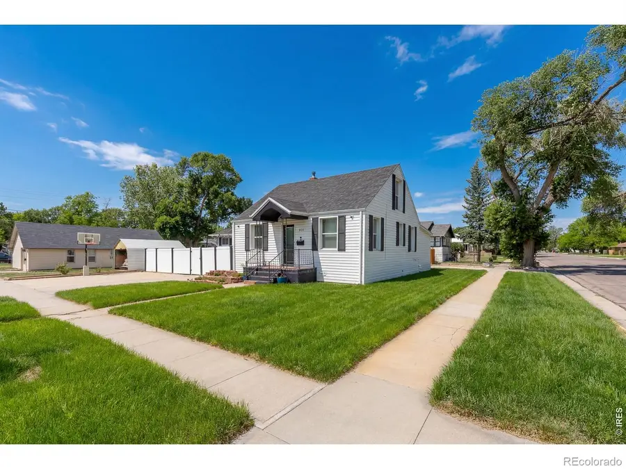 802 S 6th Avenue, Sterling, CO 80751 - #3