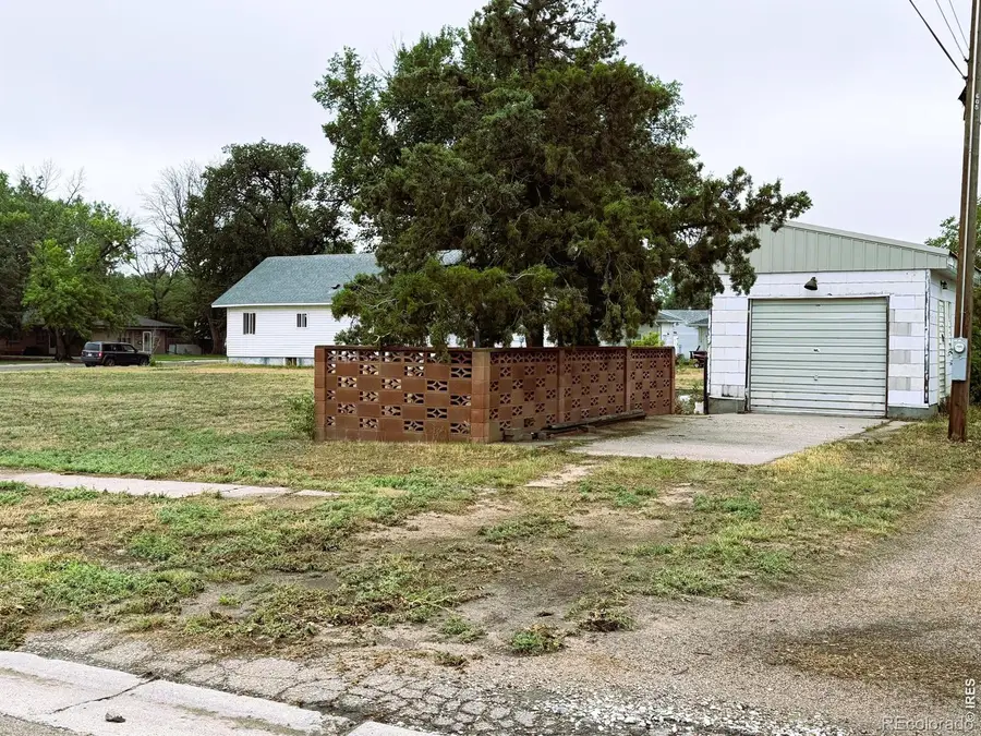600 W 5th Street, Julesburg, CO 80737 - #2