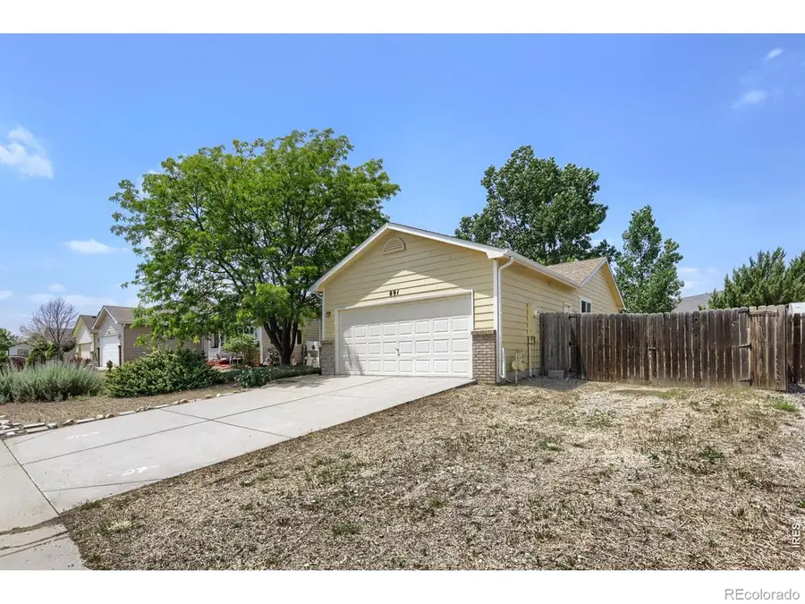 891 S Rachel Avenue, Milliken, CO 80543 - #3