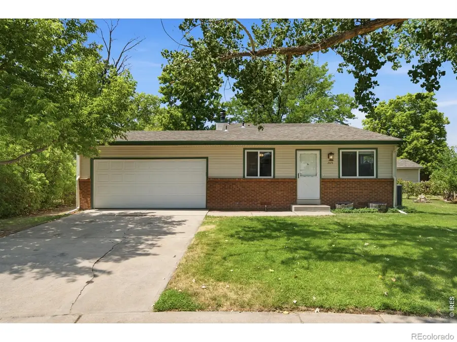 205 21st Ave Ct, Greeley, CO 80631 - #3