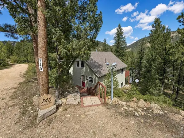745 Hickory Drive, Lyons, CO 80540