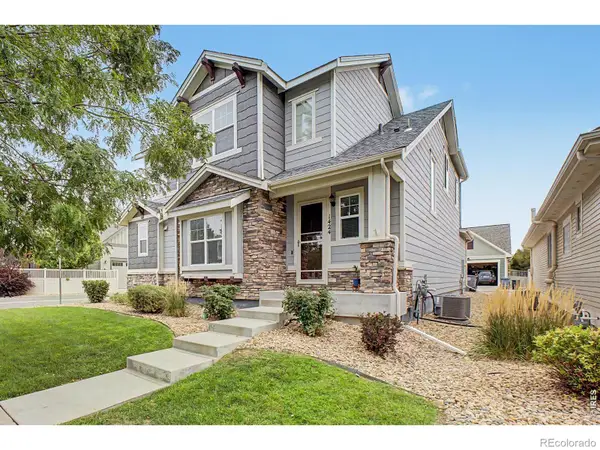 1424 Bluemoon Drive, Longmont, CO 80504