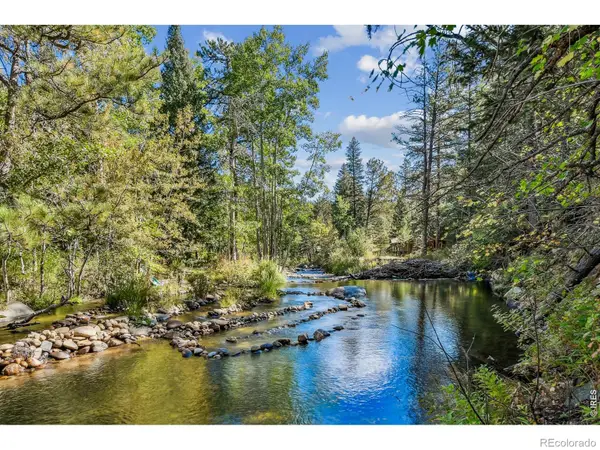511 Riverside Drive, Lyons, CO 80540