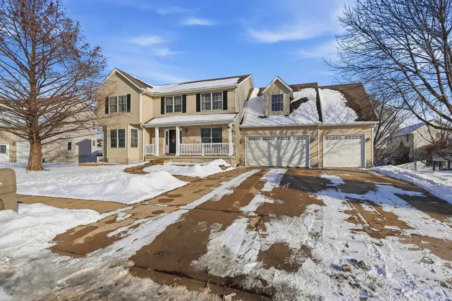 5805 Lorton Avenue, Davenport, IA 52807 - #2