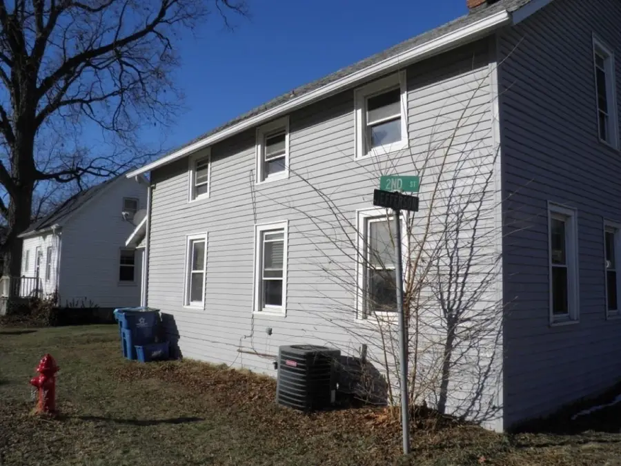 202 Jefferson Street, Buffalo Township, IA 52748 - #2