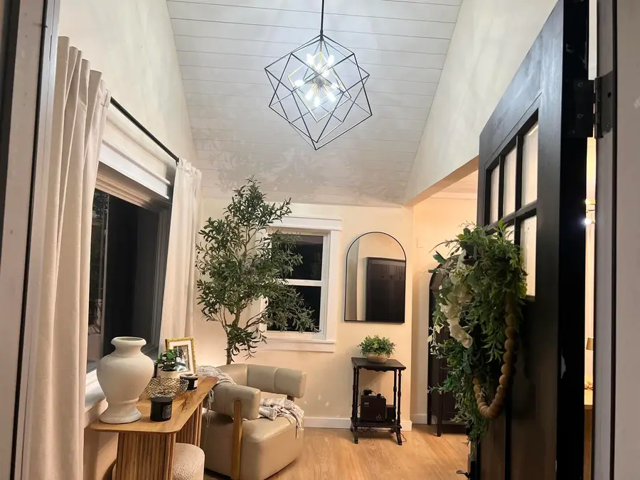 601 N 6th Street, Vienna, IL 62995 - #2