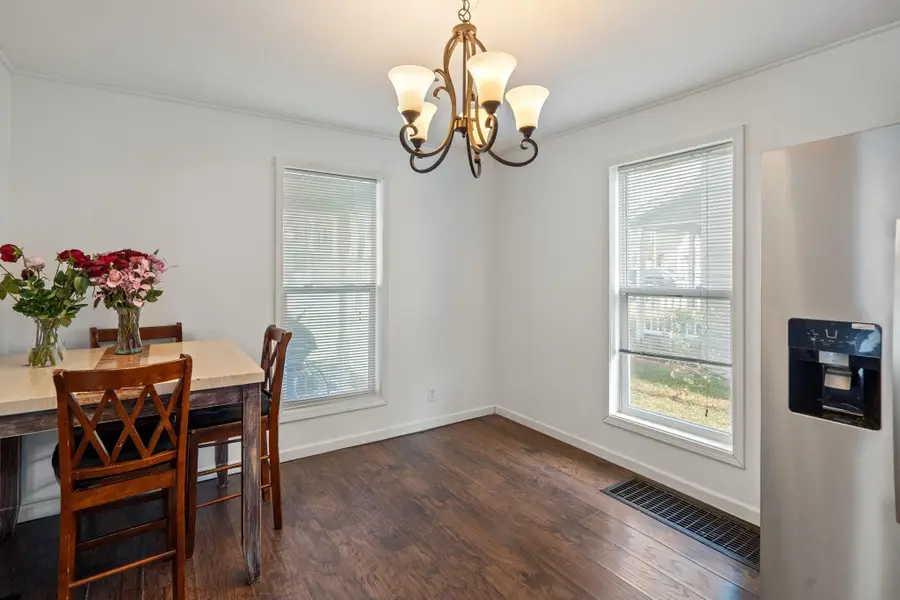 2216 New Hampshire St Street, Muscatine, IA 52761 - Image #2