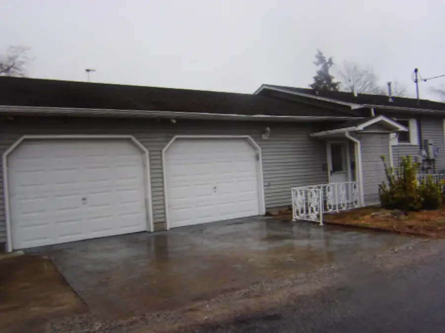 832 W Raymond Street W, Harrisburg, IL 62946 - Image #3