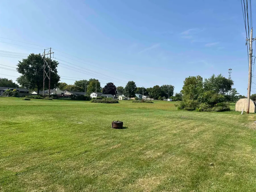 6658 Division Street, Davenport, IA 52806 - Image #3