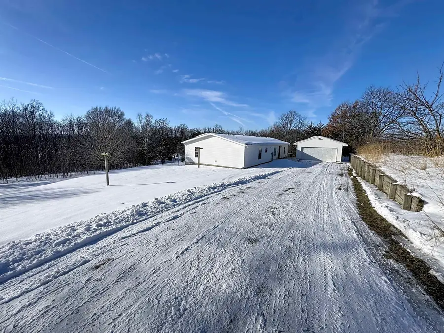 1739 120th Avenue, Aledo, IL 61231 - Image #2