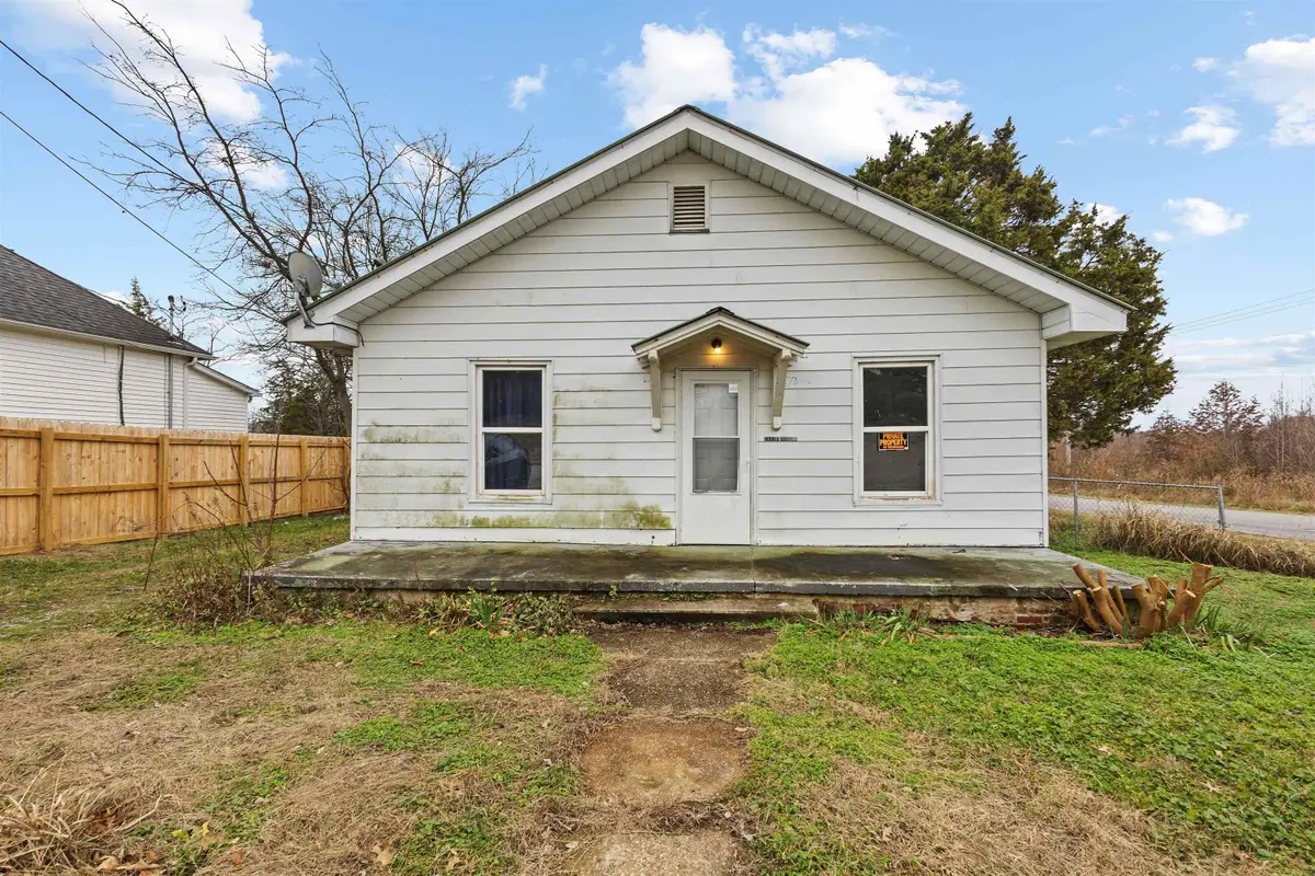 1917 W Poplar St Street, Harrisburg, IL 62946 - Image #1