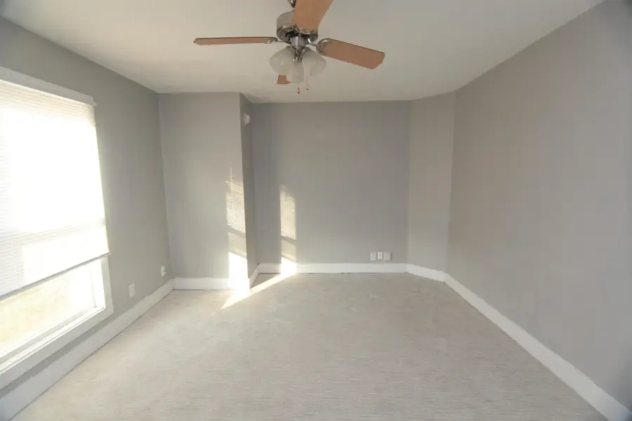 818 Charloette Street, Davenport, IA 52803 - Image #3