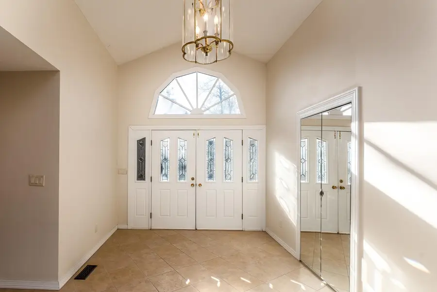 396 Lake Indian Hills Cir Circle, Carbondale, IL 62902 - Image #3