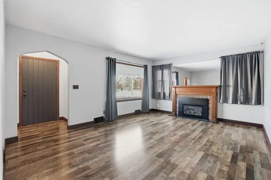 2839 E Locust St Street, Davenport, IA 52803 - Image #3