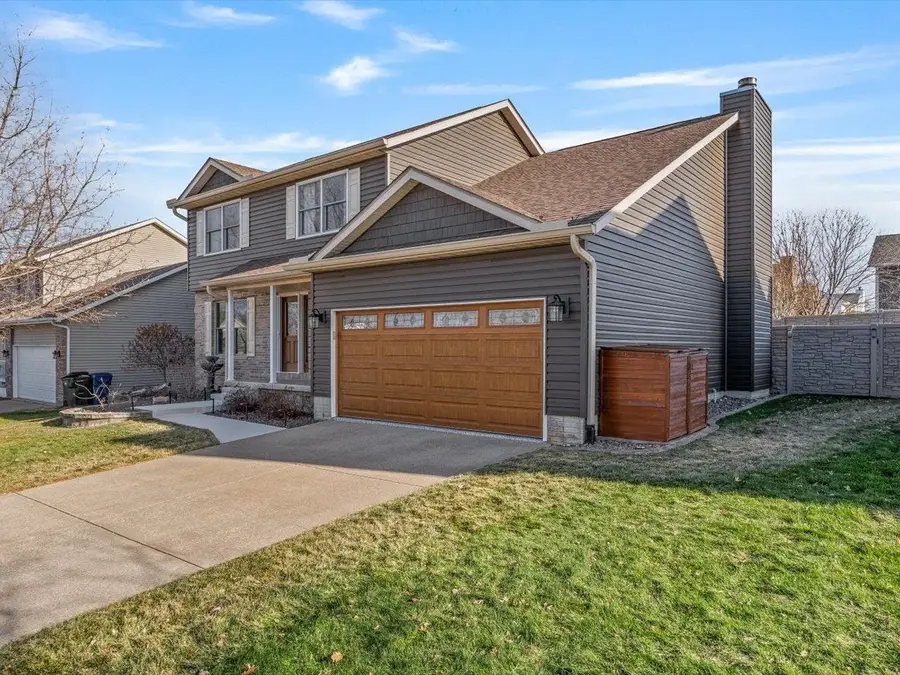 6125 N Thornwood Avenue, Davenport, IA 52806 - Image #3