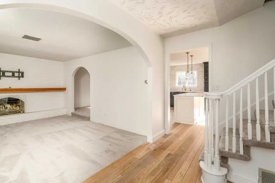 317 S Lu Ct Court, Carbondale, IL 62901 - Image #3