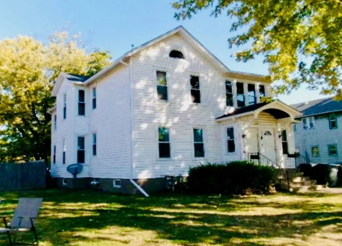 322 1st Avenue, Clinton, IA 52732 - Image #1