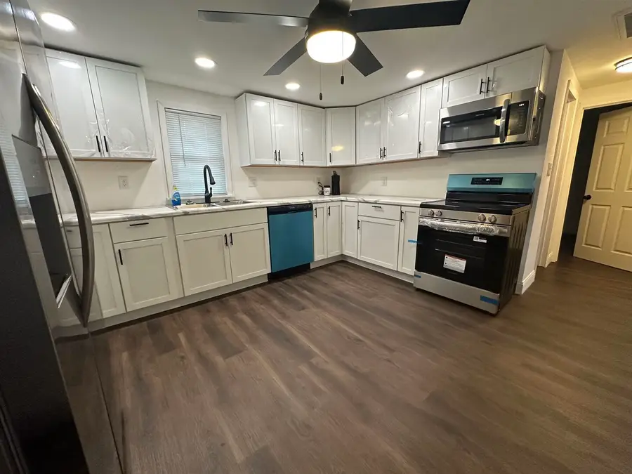 1924 N 7th Street, Murphysboro, IL 62966 - Image #3