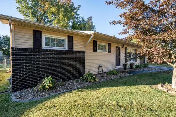 1104 E Poplar Street, Herrin, IL 62948