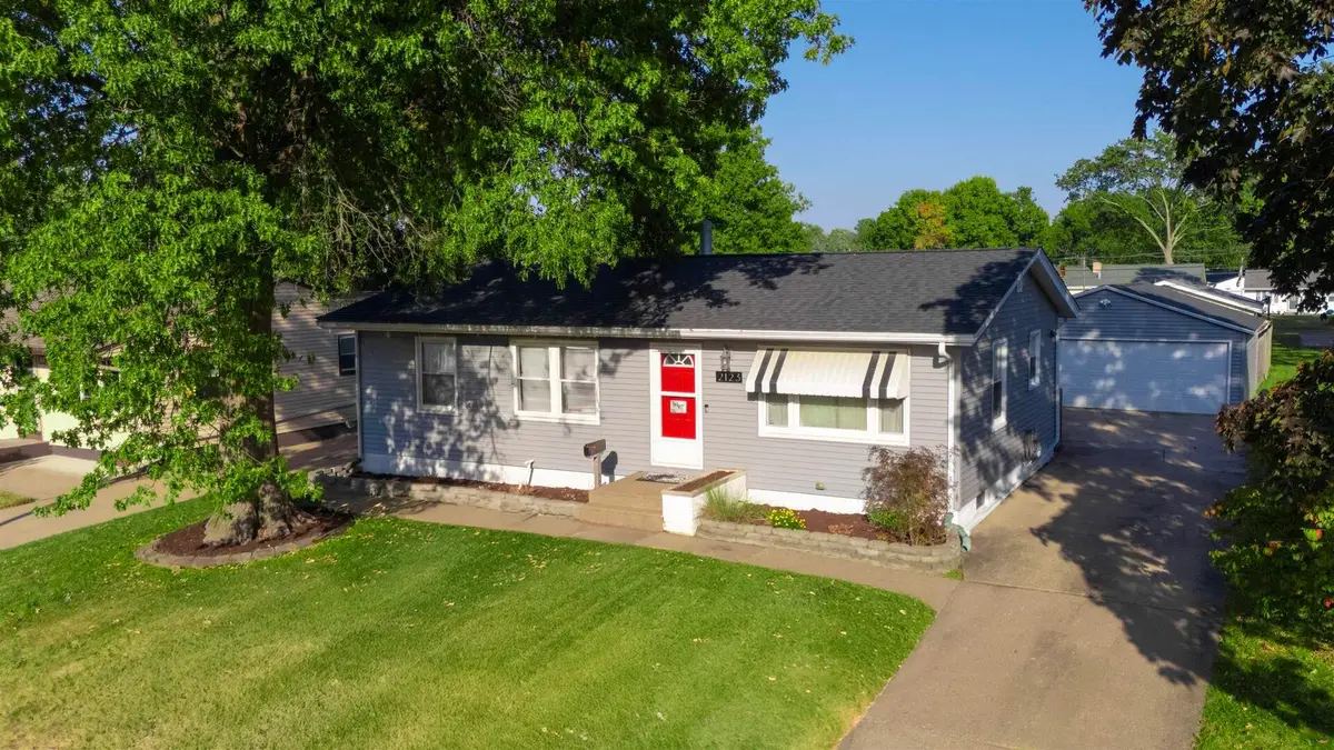 2123 N Gayman Avenue, Davenport, IA 52804 - Image #1