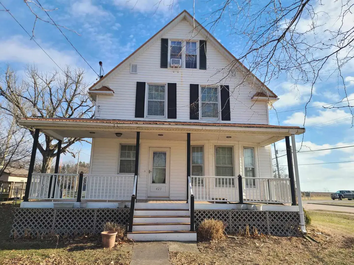 423 S Grove Street, Walcott, IA 52773 - #1