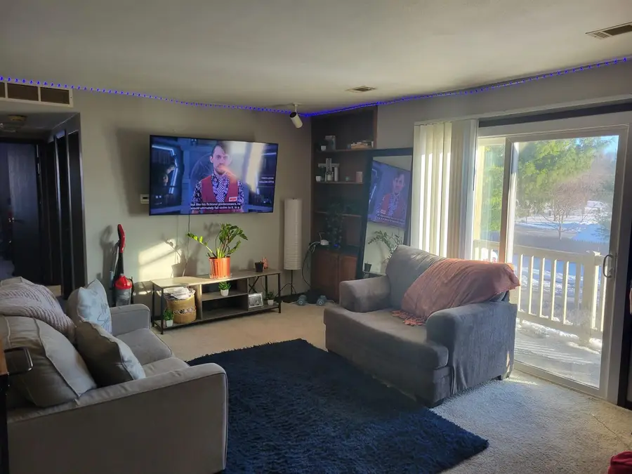 1249 48th Ave Avenue #19, East Moline, IL 61244 - Image #2