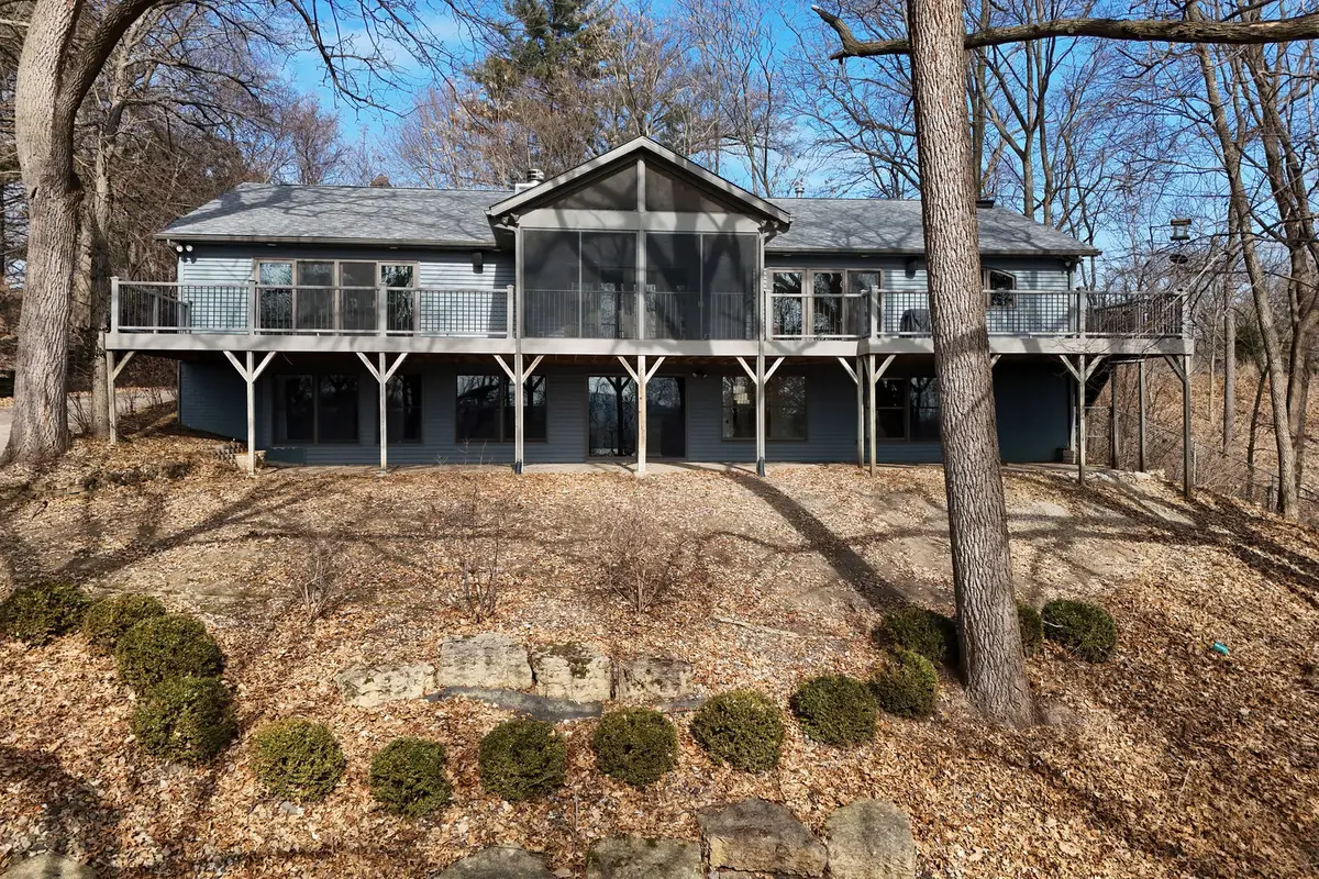 60 Custer Terrace, Bettendorf, IA 52722 - #1