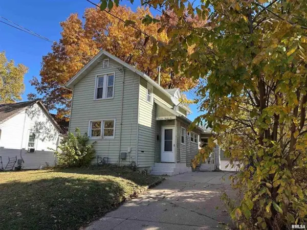 1325 Mississippi Avenue, Davenport, IA 52803