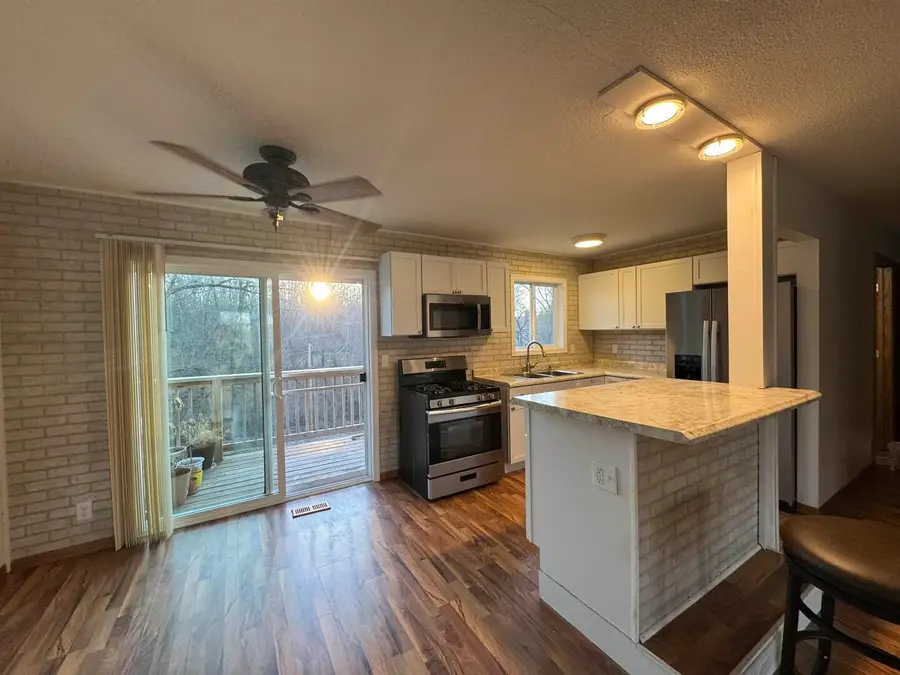 8306 8th Street W, Rock Island, IL 61201 - Image #3