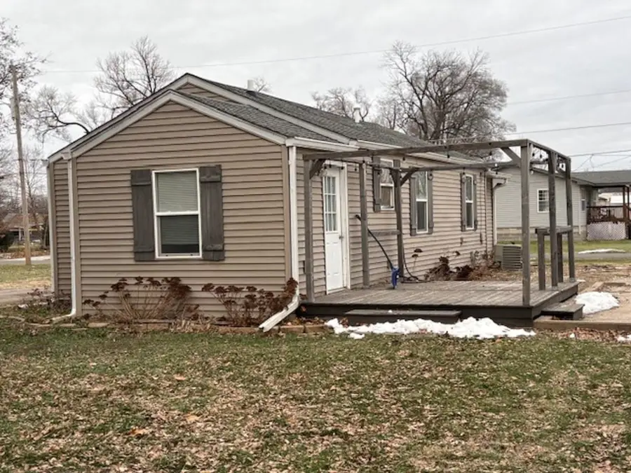 602 W 3rd Avenue, Milan, IL 61264 - Image #2