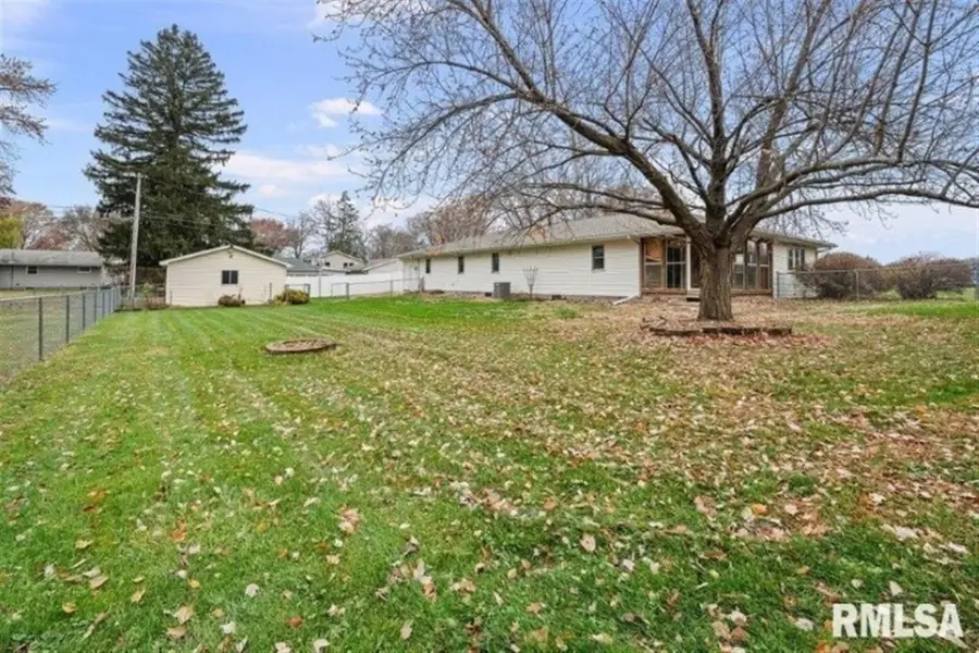 304 7th Street, Hampton, IL 61244 - Image #3