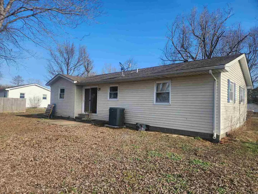 3631 Dawn Drive, Pinckneyville, IL 62274 - #3