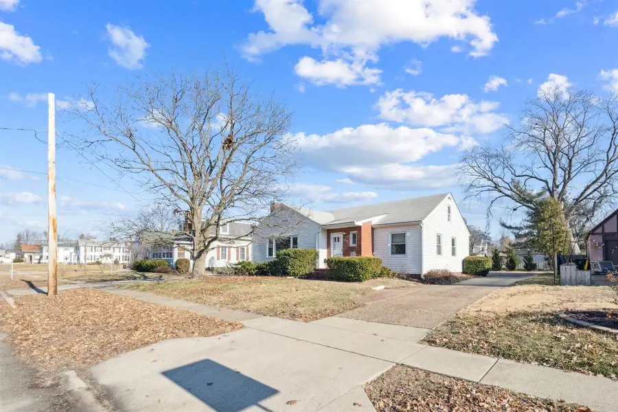 414 S Henry Street, Geneseo, IL 61254 - Image #2