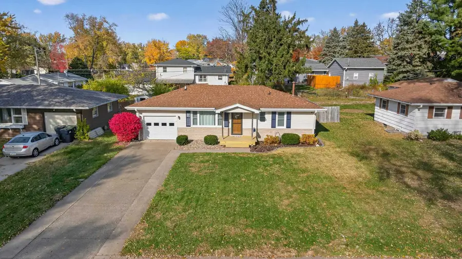 1136 4th Avenue N, Clinton, IA 52732 - Image #2