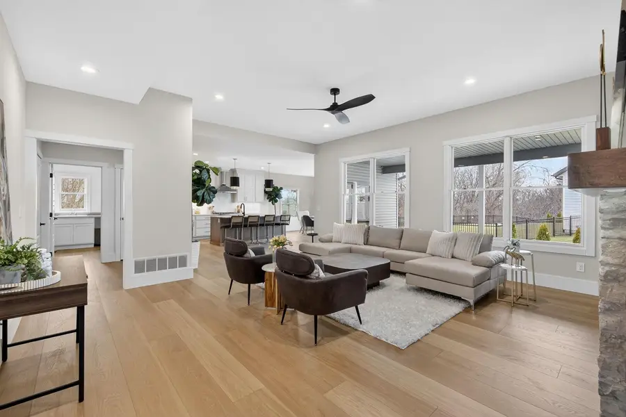 7091 Spring Creek Drive, Bettendorf, IA 52722 - #2