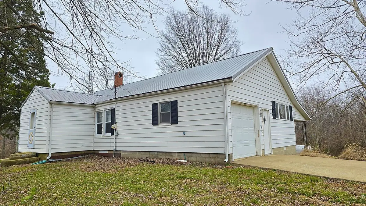 588 S Shannon St Avenue, Richview, IL 62877 - #1