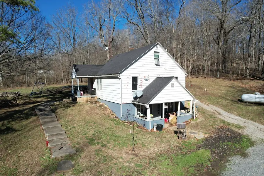 342 Bassett Road, Elizabethtown, IL 62931 - #3