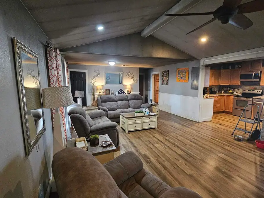 686 Airport Road, Metropolis, IL 62960 - Image #3