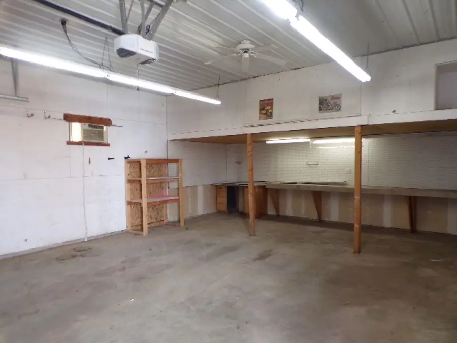 4112 N Lincoln Avenue, Davenport, IA 52806 - #2