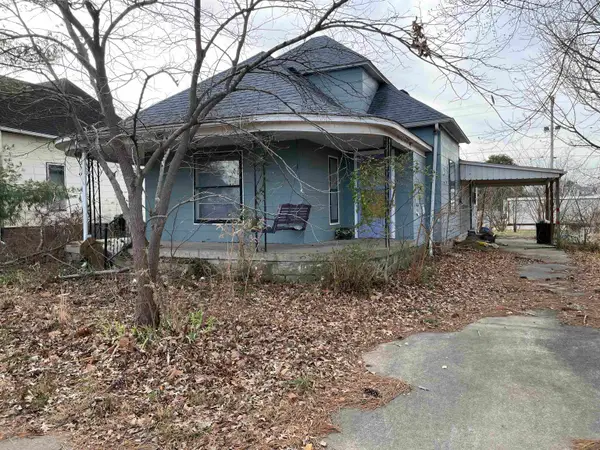 209 S 16th Street, Herrin, IL 62948