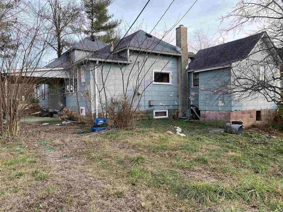 209 S 16th Street, Herrin, IL 62948 - Image #2