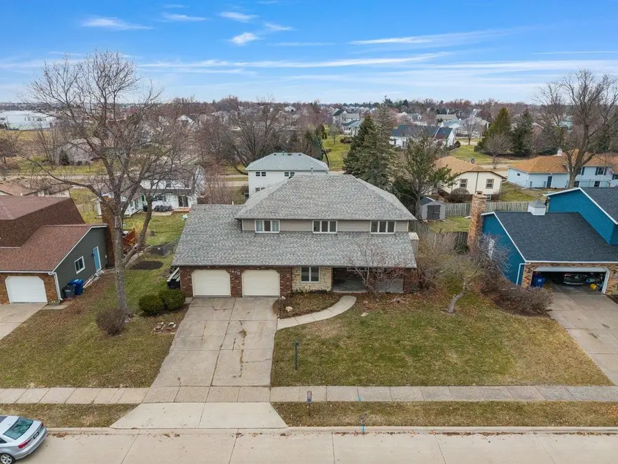 1470 Terrace Park Drive, Bettendorf, IA 52722 - Image #3