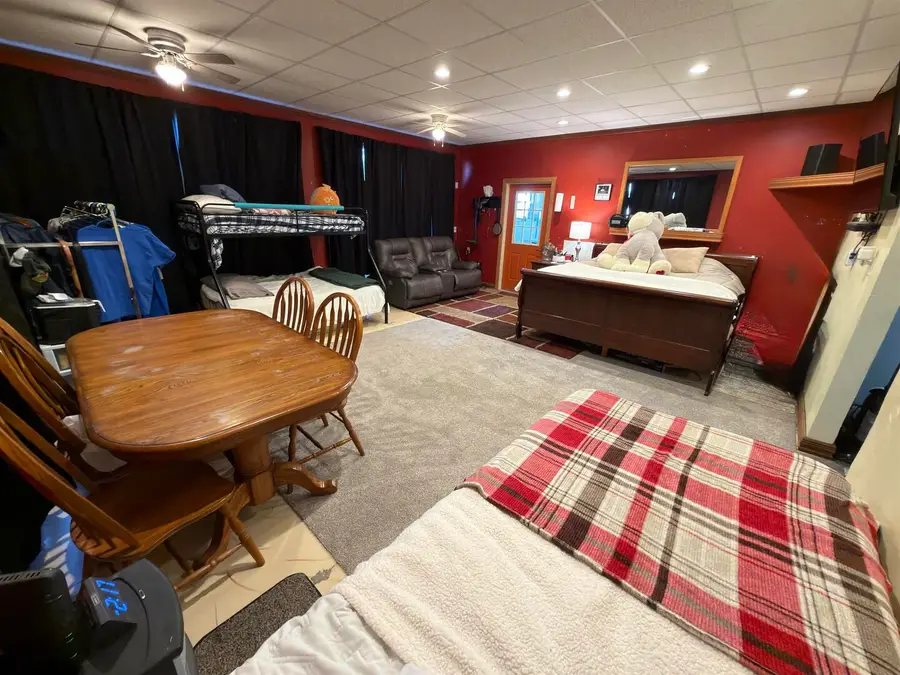 208 N 10th Street, Altamont, IL 62411 - #3