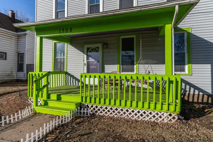 1708 Pershing Boulevard, Clinton, IA 52732 - Image #2