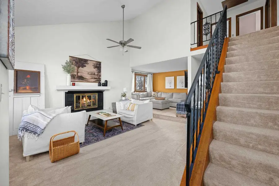 1037 Brookview Drive, Dewitt, IA 52742 - Image #2