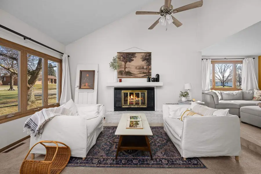 1037 Brookview Drive, Dewitt, IA 52742 - Image #3