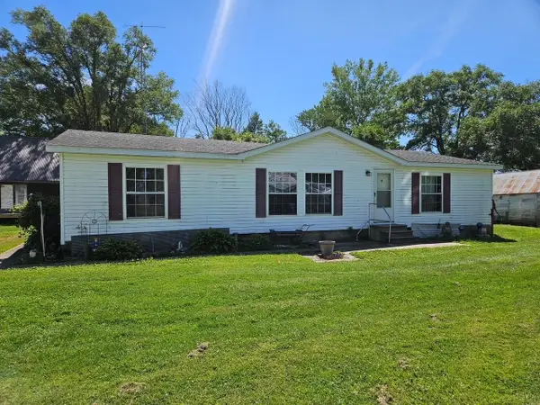 110 E South Street, Loraine, IL 62349