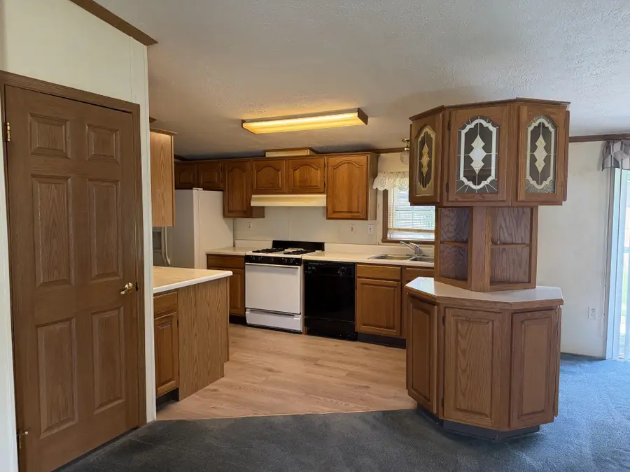 110 E South Street, Loraine, IL 62349 - #2