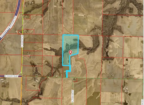 1357 N 2250th Avenue, Mendon, IL 62351