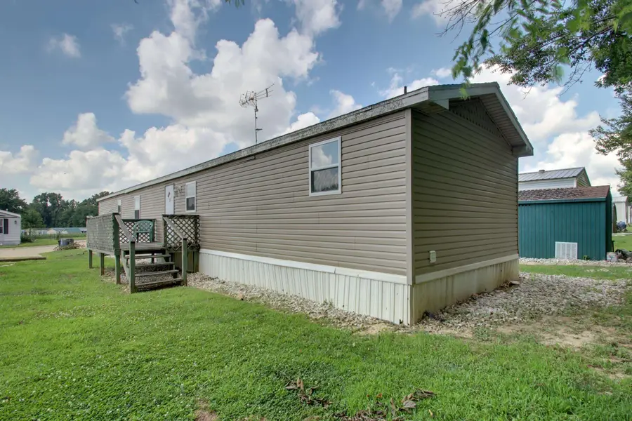 905 Joshua Street, Quincy, IL 62305 - #3